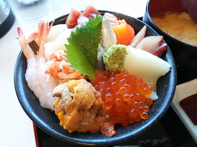 北海道海鮮丼