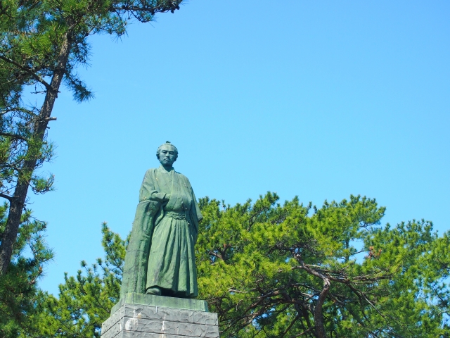 高知県坂本龍馬像